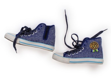 最大90 Off スニーカーの子供服 フィオルッチ 靴19cm キャリーオン