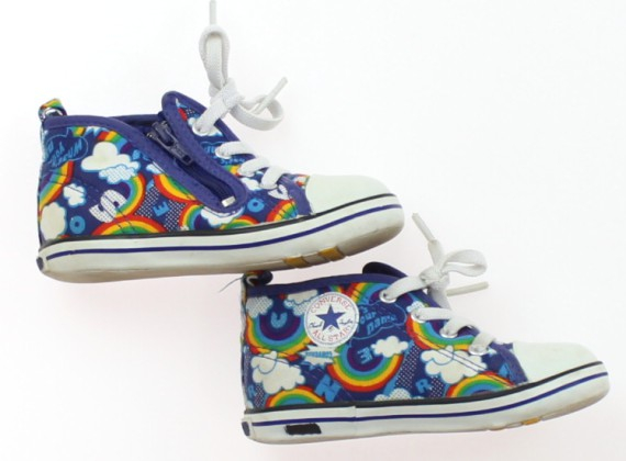 最大90 Off スニーカーの子供服 コンバース 靴14cm キャリーオン