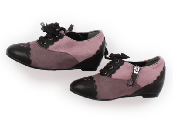 最大90 Off フラットシューズ スリッポンの子供服 ジルスチュアート 靴19cm キャリーオン