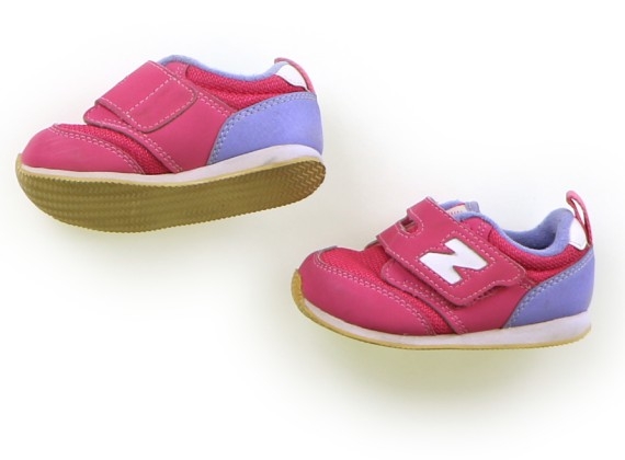 最大90 Off スニーカーの子供服 ニューバランス 靴13cm キャリーオン